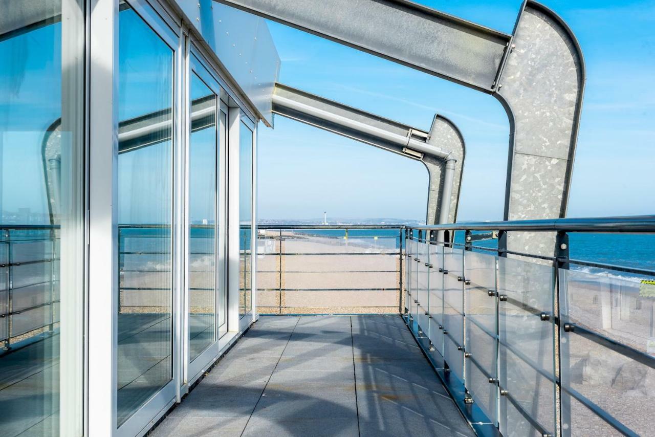Amazing Beach Apartment Lancing Exterior photo